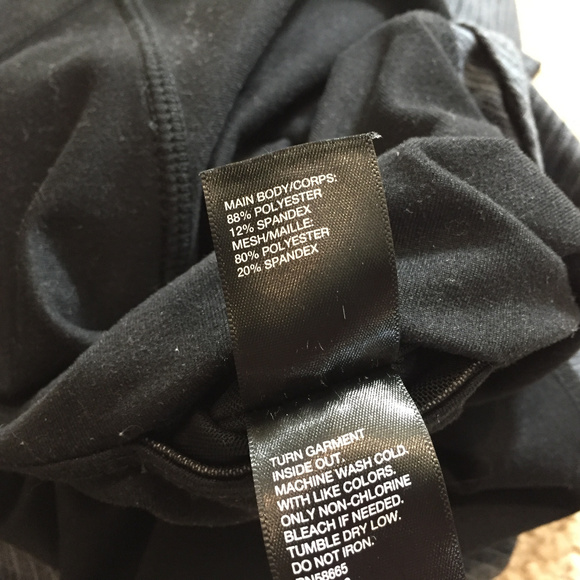 Zella S Black Gray Capri Legging Live IN Pockets - Picture 6 of 6